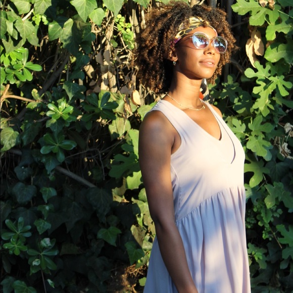 CHIC GRAY SLEEVELESS MIDI DRESS - Picture 2 of 4